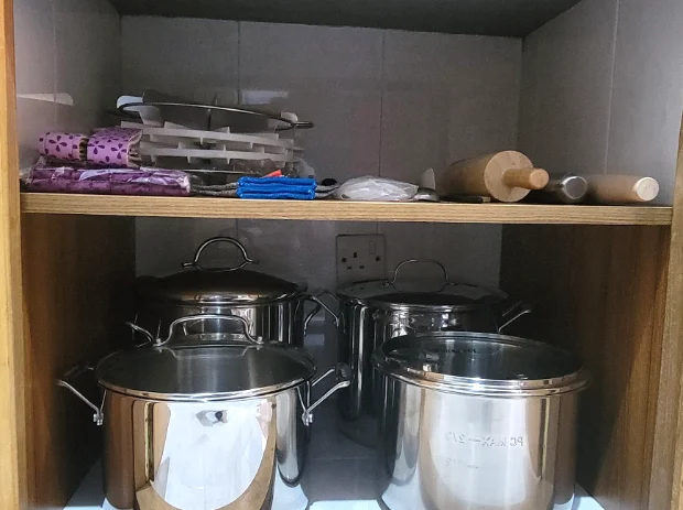 Stockpots and bakeware